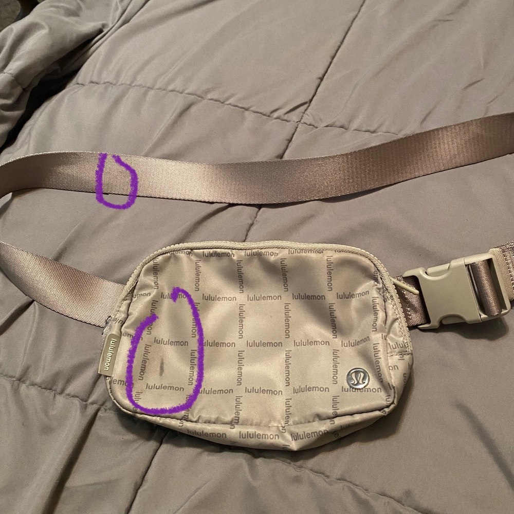 Lululemon Everywhere Belt Bag 1L